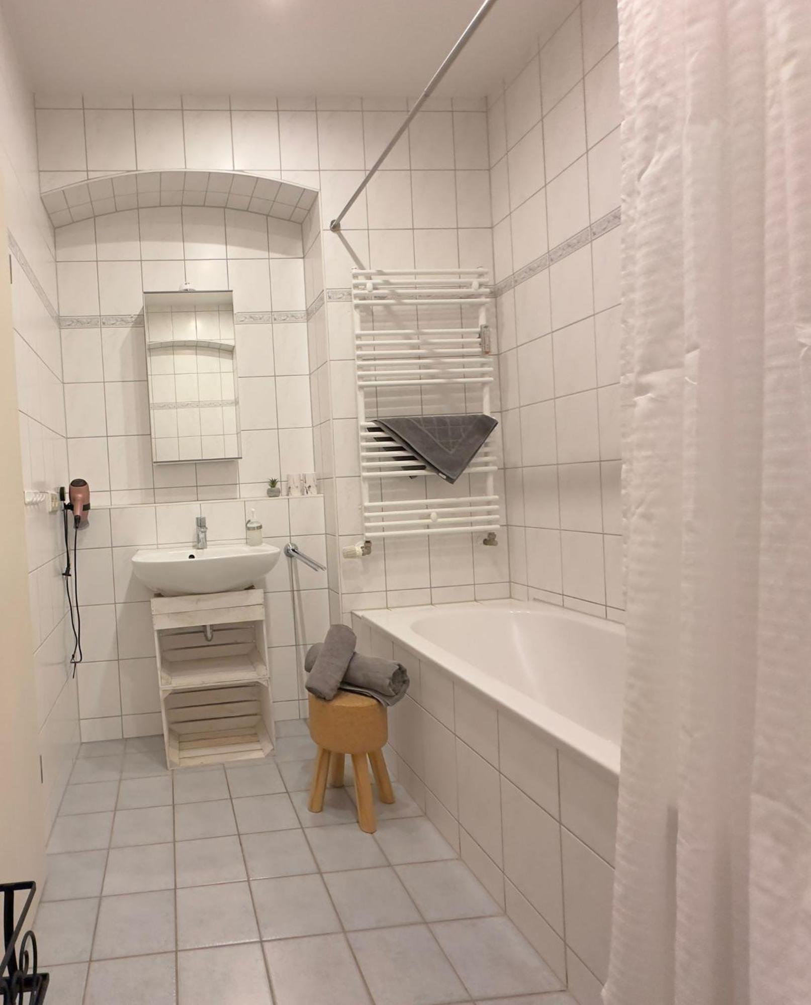 Appartement "Stadtgefluester" Im Zentrum, Inkl Stellplatz, 2 Betten, Babybett, Balkon, Gratis Kaffee Und Tee, Wlan Bautzen Exteriör bild