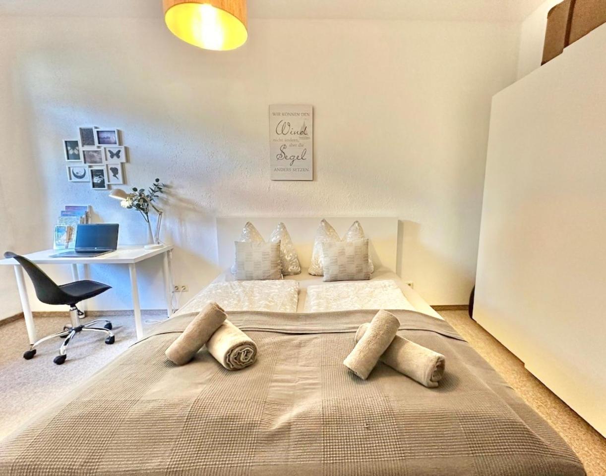 Appartement "Stadtgefluester" Im Zentrum, Inkl Stellplatz, 2 Betten, Babybett, Balkon, Gratis Kaffee Und Tee, Wlan Bautzen Exteriör bild